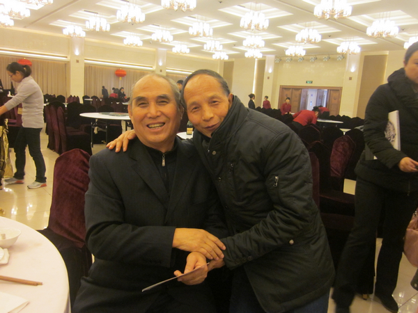 同田东海在一起